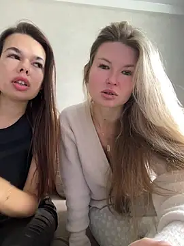 AngelMiaM online show from 04/18/26, 07:54