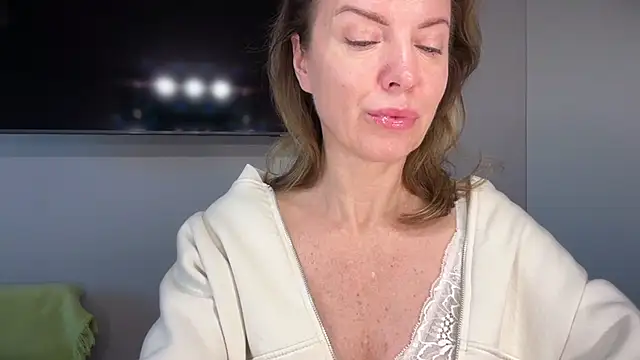 Snapshot of RachellAmazing chatting on 09/24/25, 05:25 RachellAmazing online show from 09/24/25, 05:25