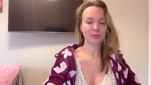 Snapshot of RachellAmazing chatting on 03/16/25, 06:20 RachellAmazing online show from 03/16/25, 06:20