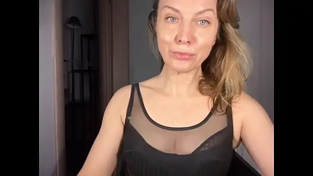 RachellAmazing online show from 01/31/26, 07:34