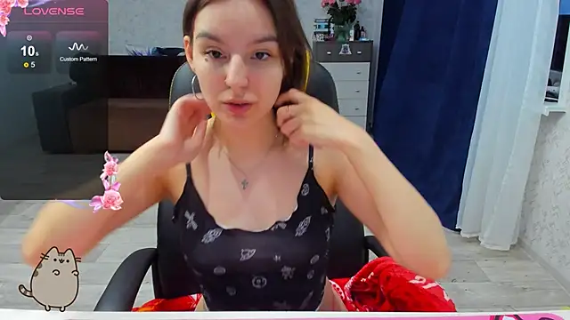 c arina x online show from 02/19/25, 02:01