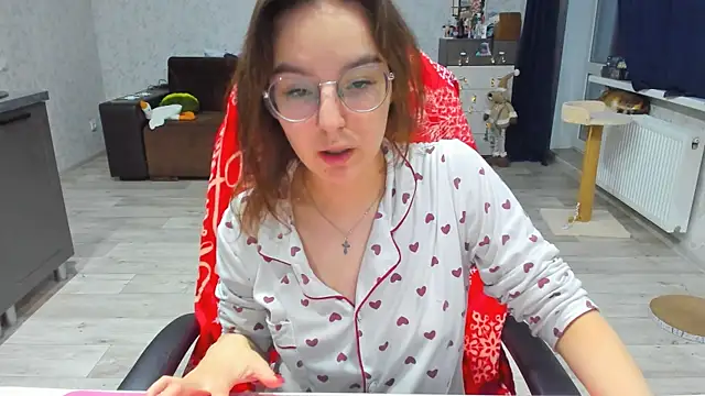 c arina x online show from 12/15/24, 03:20