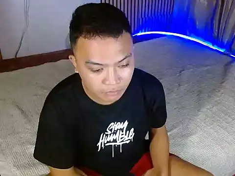 Snapshot of xsweetasian69x chatting on 12/18/24, 07:30 xsweetasian69x online show from 12/18/24, 07:30