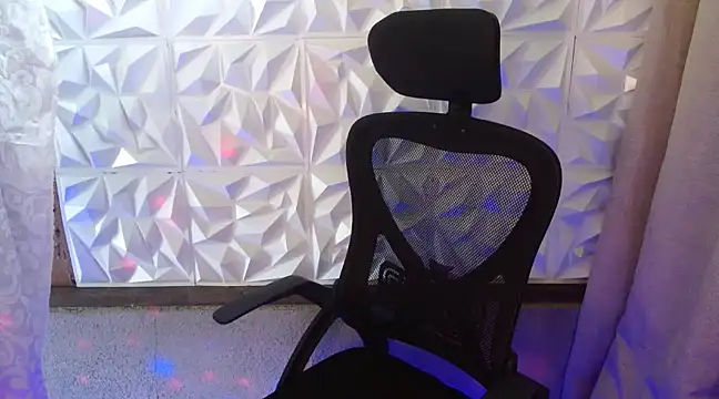 Snapshot of xsweetasian69x chatting on 03/22/25, 05:49 xsweetasian69x online show from 03/22/25, 05:49