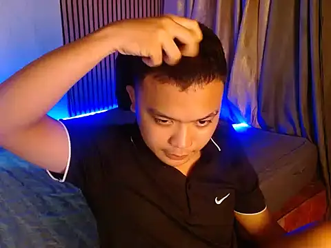 Snapshot of xsweetasian69x chatting on 01/15/25, 02:45 xsweetasian69x online show from 01/15/25, 02:45