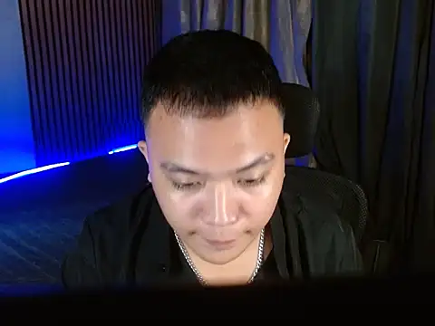 Snapshot of xsweetasian69x chatting on 01/10/25, 01:20 xsweetasian69x online show from 01/10/25, 01:20