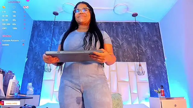 Snapshot of Sharik_Mackay chatting on 11/15/25, 09:57 Sharik Mackay online show from 11/15/25, 09:57