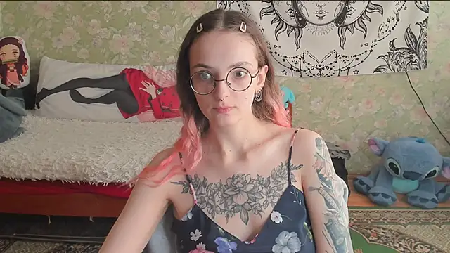 Cutie Adelia online show from 04/19/26, 10:49