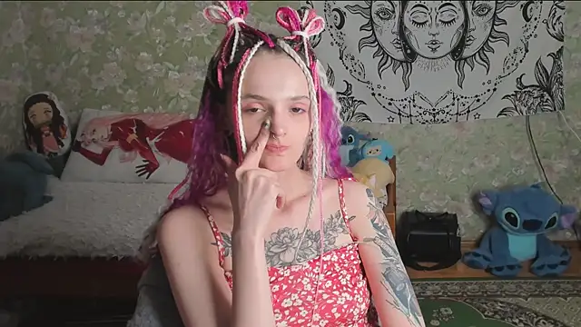 Snapshot of Cutie_Adelia chatting on 06/11/26, 12:57 Cutie Adelia online show from 06/11/26, 12:57