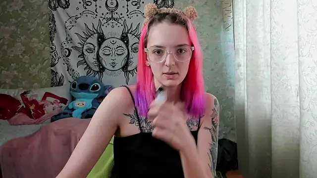 Cutie Adelia online show from 02/28/25, 07:37