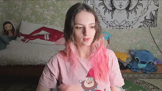 Cutie Adelia online show from 04/12/26, 11:57