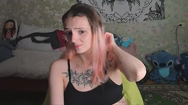 Cutie Adelia online show from 09/28/25, 10:00