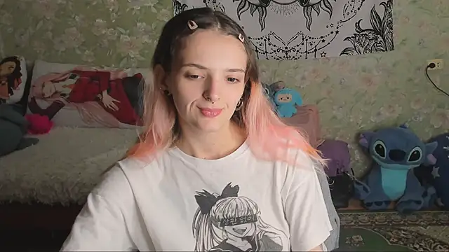 Cutie Adelia online show from 10/08/25, 08:38