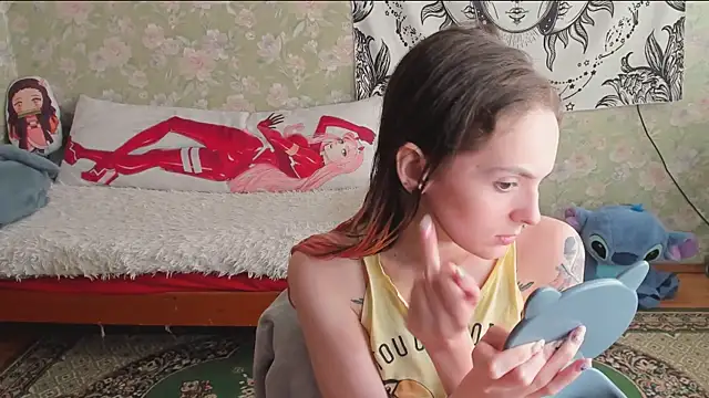 Cutie Adelia online show from 05/01/26, 11:37