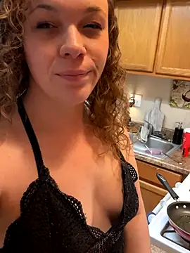 AuroraSummers online show from 10/30/25, 01:59