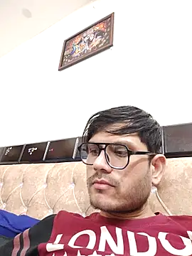 alex78265 online show from 11/12/25, 03:38