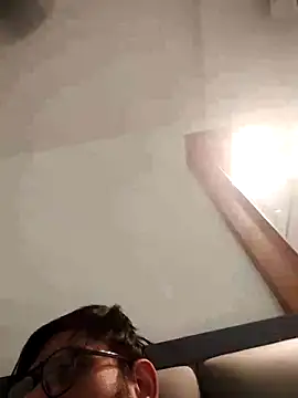 alex78265 online show from 12/17/25, 06:02