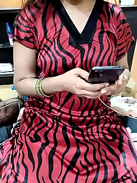 Diya 143 online show from 11/27/25, 07:25