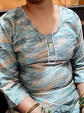 Diya 143 online show from 11/21/25, 05:45