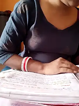 Snapshot of Diya_143 chatting on 09/12/25, 05:29 Diya 143 online show from 09/12/25, 05:29
