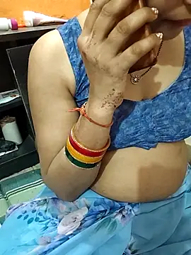 Snapshot of Diya_143 chatting on 04/17/26, 06:22 Diya 143 online show from 04/17/26, 06:22