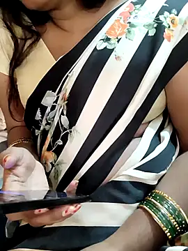 Diya 143 online show from 11/03/25, 05:34