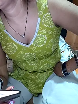 Snapshot of Diya_143 chatting on 05/02/26, 05:29 Diya 143 online show from 05/02/26, 05:29