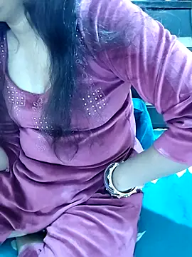 Diya 143 online show from 02/23/26, 07:42