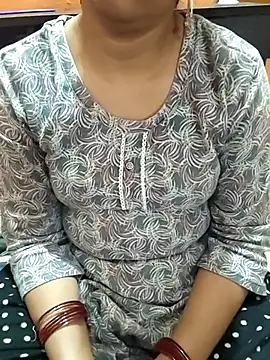 Diya 143 online show from 02/19/26, 07:49