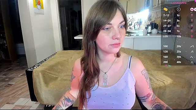 StacyTigerr online show from 11/26/25, 04:29