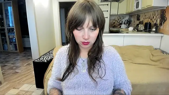 StacyTigerr online show from 10/01/25, 02:21