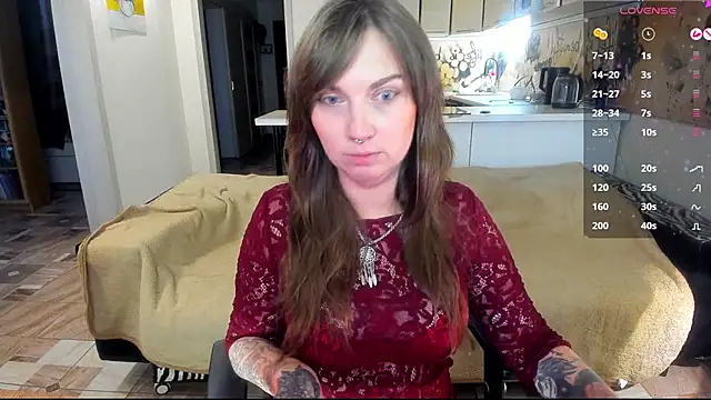 StacyTigerr online show from 11/19/25, 11:21