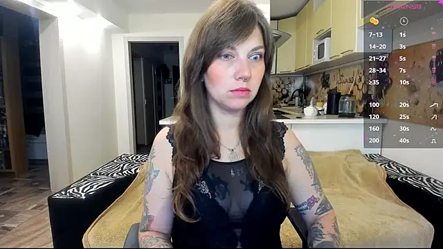 StacyTigerr online show from 10/14/25, 04:07