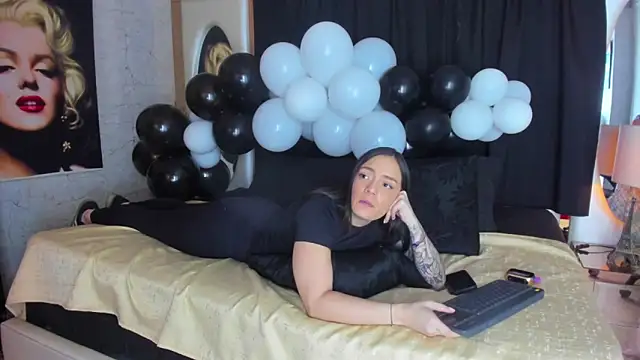 celestestars online show from 10/29/25, 09:36