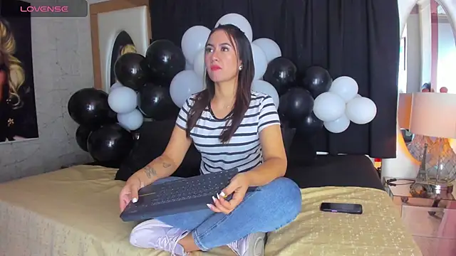 celestestars online show from 10/28/25, 09:25