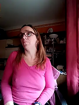 Dettybitch40 online show from 10/27/25, 08:04