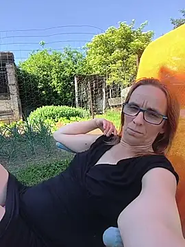 Dettybitch40 online show from 05/26/26, 02:04