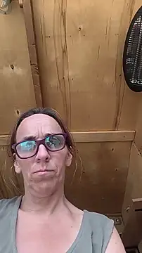 Dettybitch40 online show from 07/06/26, 12:45