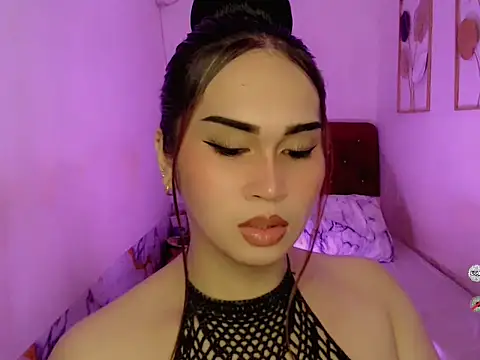 Snapshot of AlodiaOfCums chatting on 10/30/25, 03:38 AlodiaOfCums online show from 10/30/25, 03:38