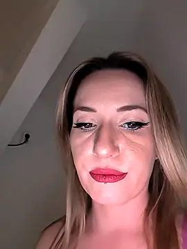GangBangKitty online show from 05/04/26, 04:32