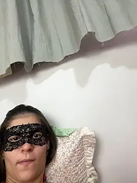 Emmabee123 online show from 02/06/26, 03:41