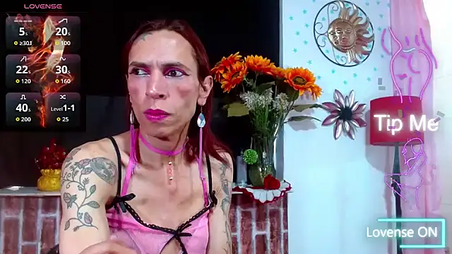 Snapshot of VanessaWolf chatting on 07/17/26, 02:36 VanessaWolf online show from 07/17/26, 02:36