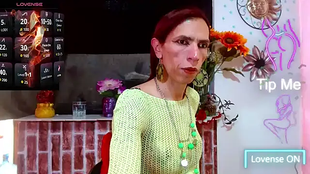 Snapshot of VanessaWolf chatting on 07/14/26, 05:52 VanessaWolf online show from 07/14/26, 05:52