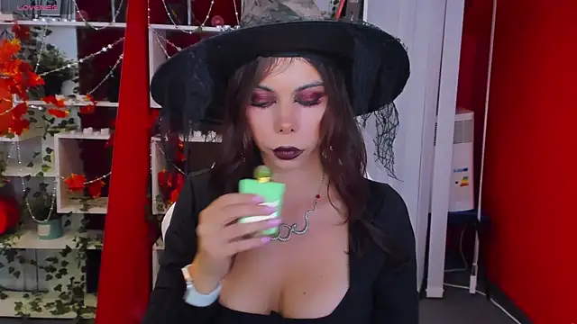 KateCloud online show from 10/31/25, 05:09