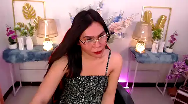 Snapshot of Asian_flabby chatting on 03/08/25, 02:45 Asian flabby online show from 03/08/25, 02:45