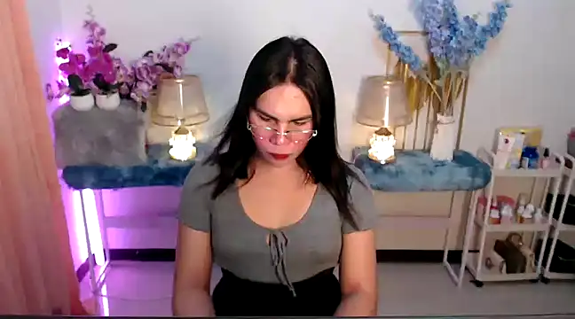 Snapshot of Asian_flabby chatting on 01/18/25, 05:37 Asian flabby online show from 01/18/25, 05:37