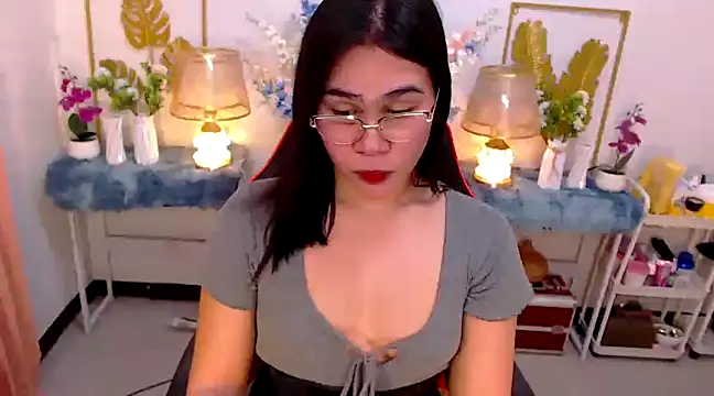 Snapshot of Asian_flabby chatting on 03/04/25, 06:29 Asian flabby online show from 03/04/25, 06:29
