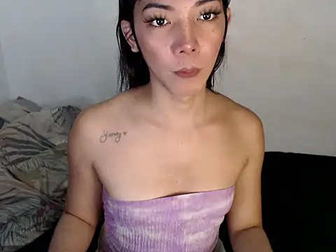 Snapshot of perly_169 chatting on 09/25/25, 05:35 perly 169 online show from 09/25/25, 05:35