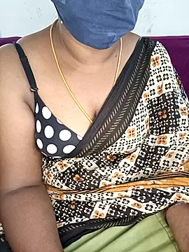 Snapshot of Tamil-hotwife chatting on 04/25/26, 06:27 Tamil-hotwife online show from 04/25/26, 06:27