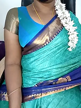 Tamil-hotwife online show from 11/21/25, 04:06